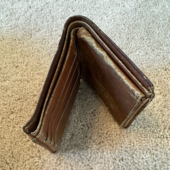 Louis Vuitton Monogram Marco Bi Fold Men’s Wallet - Picture 8 of 11